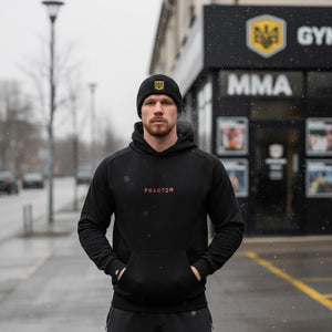 Bequeme Phantom Athletics Beanie Germany mit doppellagigem Rippstrickmaterial für optimalen Tragekomfort an kalten Tagen.