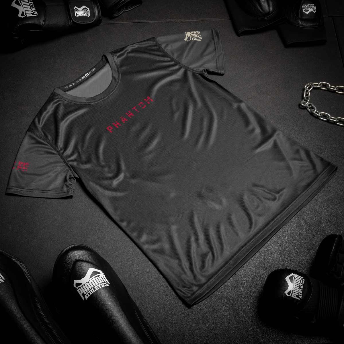 Das Phantom EVO Trainingsshirt für deinen Kampfsport. Atmungsaktiv und funktional. Ideal für MMA, BJJ oder Muay Thai. Im limitierten Tiger Unit Design.