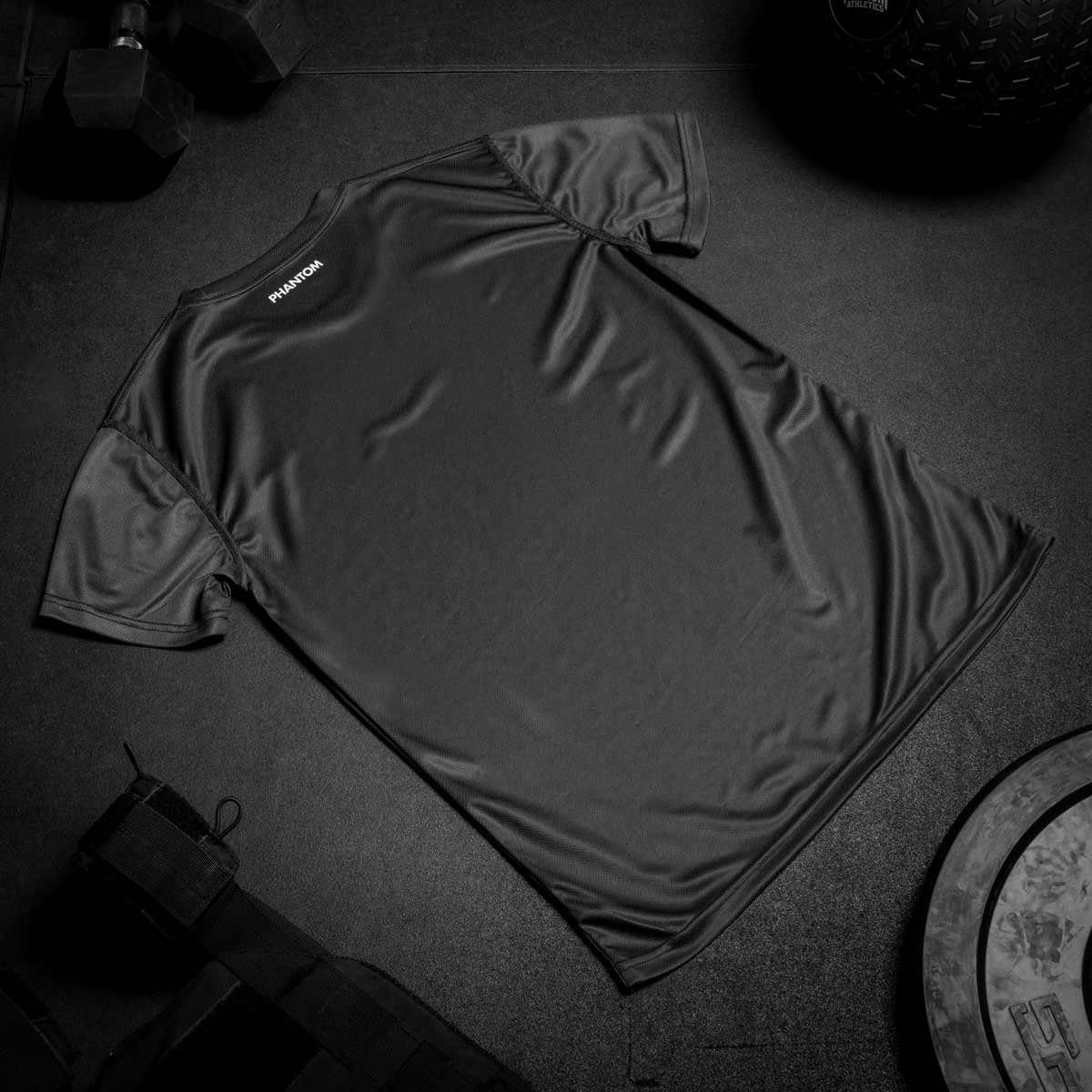 Das Phantom EVO Wrestling Trainingsshirt. Funktionales, atmungsaktives Material für dein Ringertraining. Hochwertiger Sublimationsdruck für ein cleanes Design.