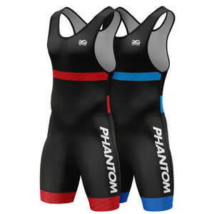 Das Raptor Wrestling Trikot Set von Phantom Athletics enthält Ringertrikots in Blau und Rot, ideal für professionelles Ringsport-Training und UWW-konforme Wettkämpfe. Die enge Passform sorgt für Stabilität und maximale Bewegungsfreiheit im Ringen.
