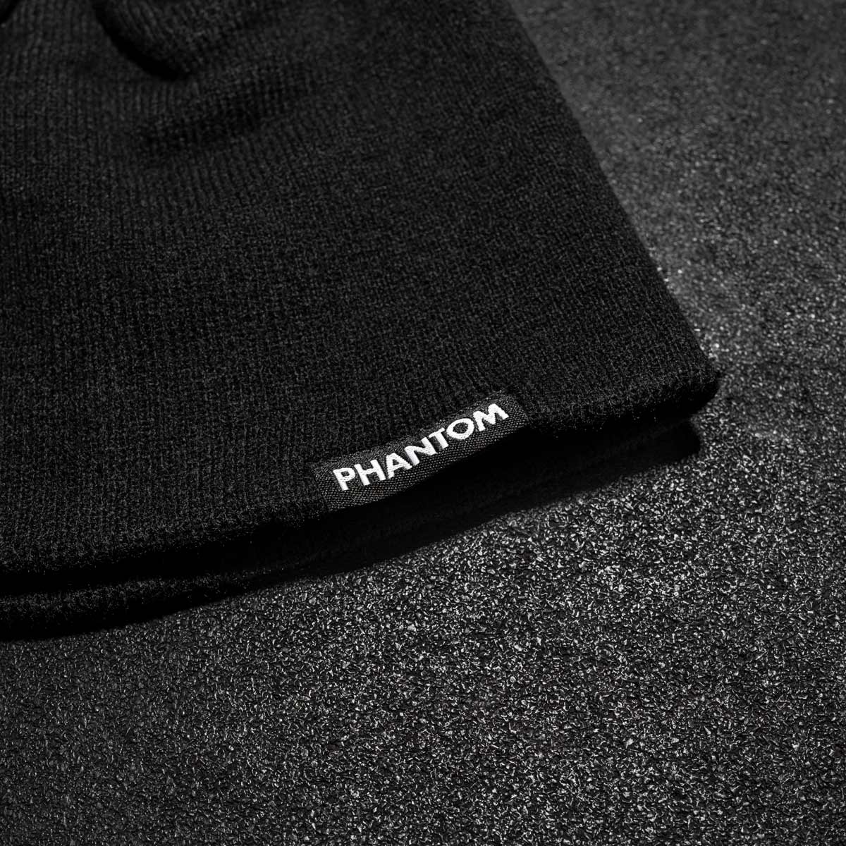 Phantom Athletics Beanie Vantage Black, ideal für kalte Trainingstage und Freizeit. Funktionales Design kombiniert Wärme, Komfort und einen sportlichen Look.