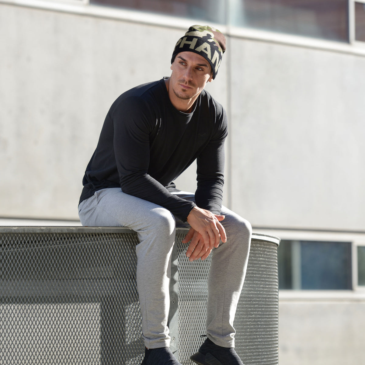 Phantom Athletics Beanie Camo – funktionale Mütze für Outdoor-Workouts und Freizeit mit optimalem Tragekomfort.