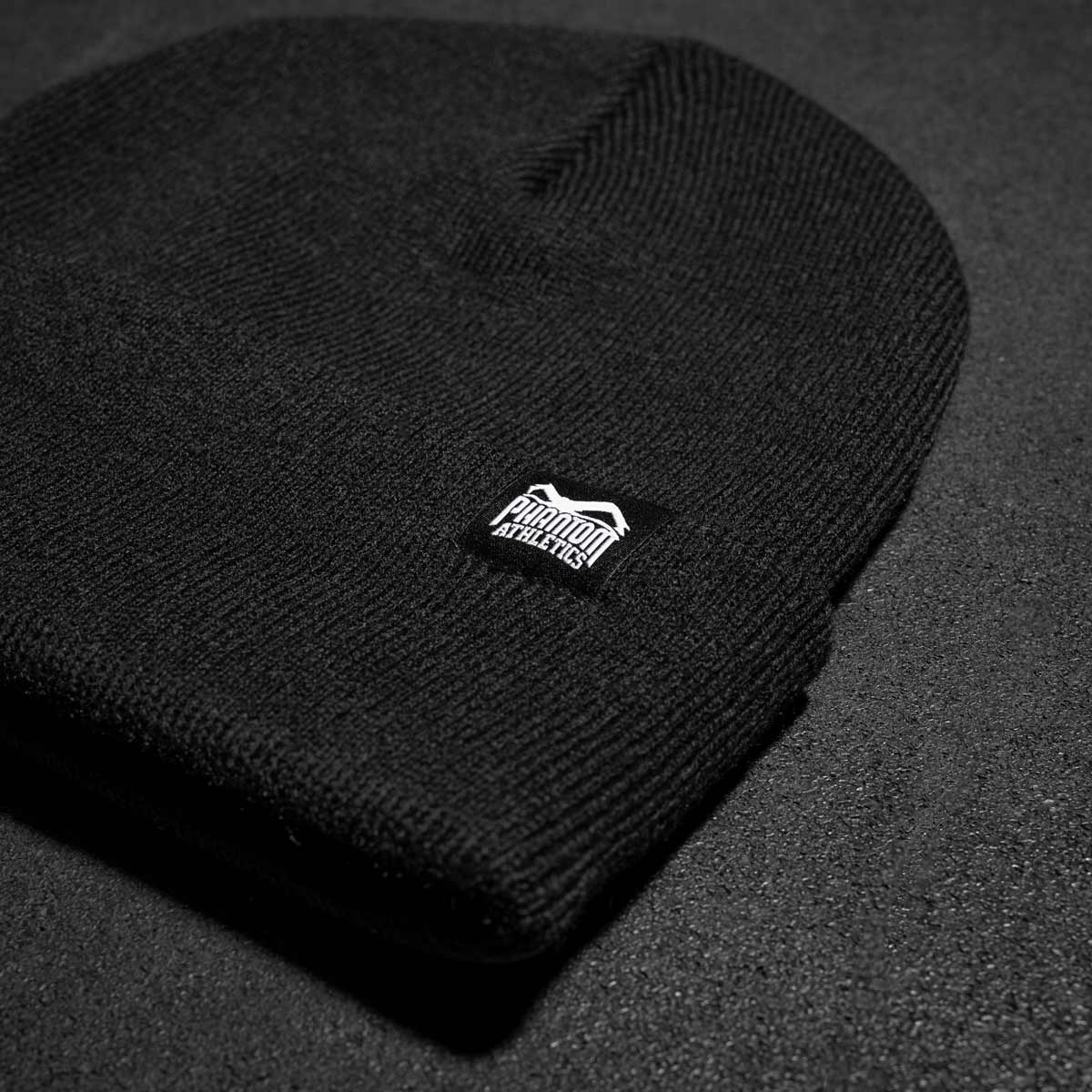 Robuste Phantom Athletics Beanie Sonic mit Rippstrick-Muster und breitem Umschlag – für Komfort bei jedem Wetter.