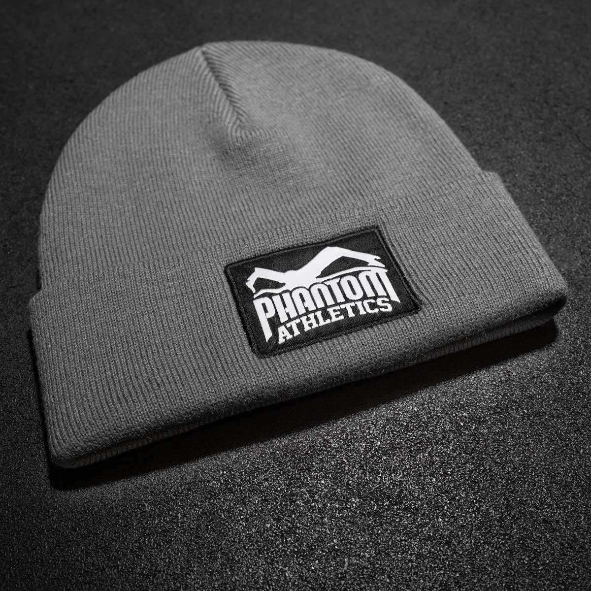 Phantom Athletics Beanie Team Grau – warme Mütze aus weichem Acrylmaterial für Komfort bei jedem Wetter.
