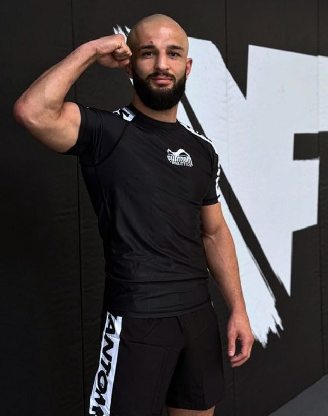 Harun Kurt, Phantom Athlet & MMA-Kämpfer im Phantom Athletics Outfit