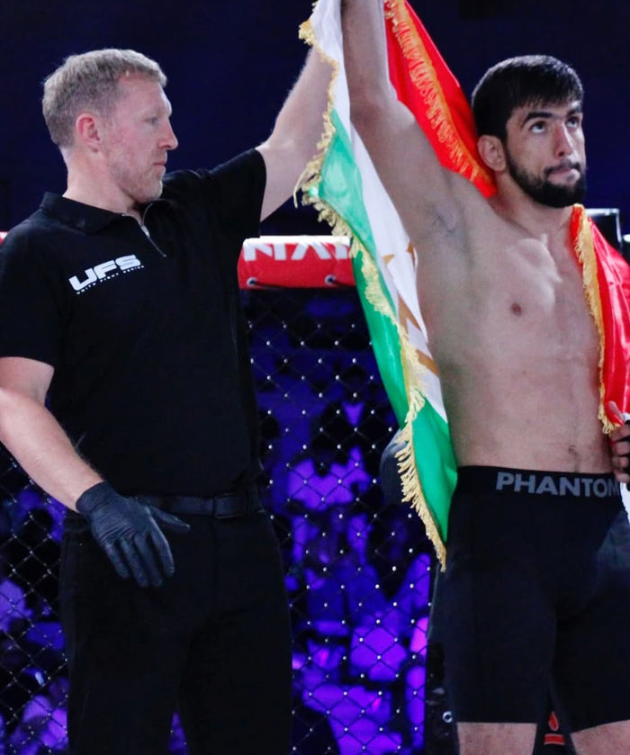 Dorobshokh Nabotov beim Sieg der Unity Fight Series (UFS) 4