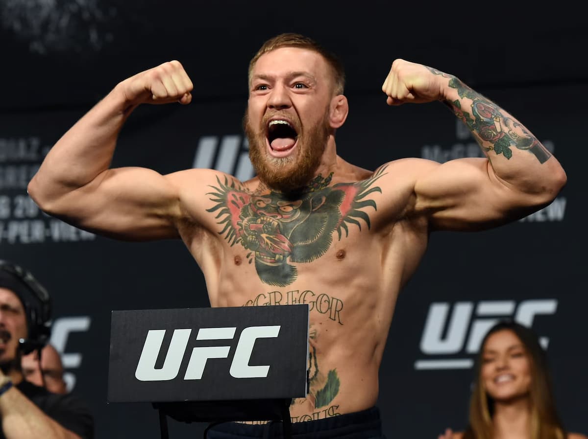 UFC-Fighter Conor McGregor beim Weigh-In kurz vor einem Kampf in der UFC