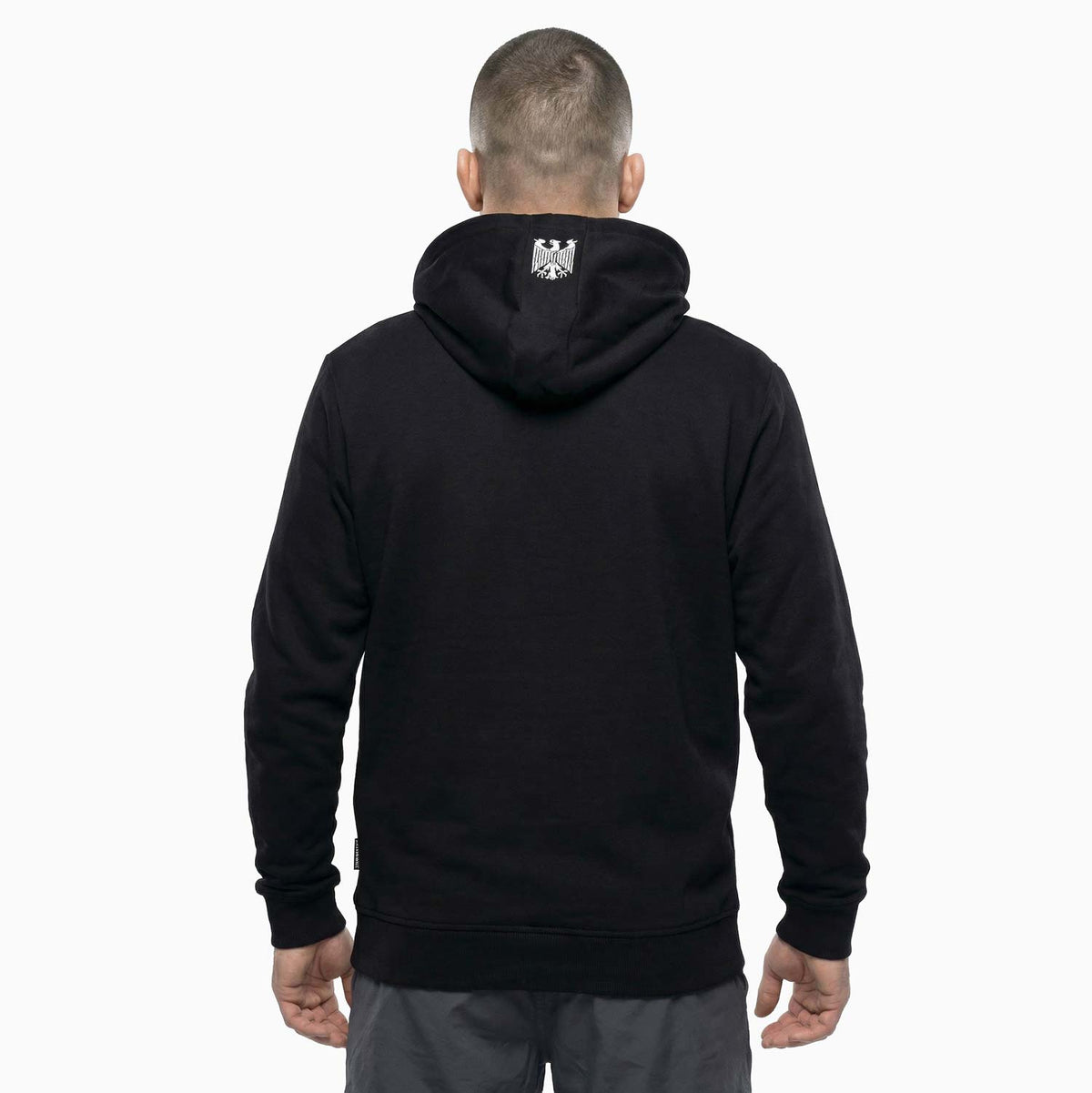 Stylischer Trainings‑Hoodie Phantom Athletics Germany Schwarz/Weiß mit athletischem Schnitt, ideal für Sparring, Fitness und Outdoor‑Workouts.