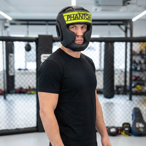 Funktioneller Phantom Athletics Full Face Headguard Apex Neon, perfekt für tägliche Sparring‑Sessions im Gym, mit ergonomischer Passform, dicker Stoßdämpfung und sicherem Sitz für intensive Technik‑ und Schlag‑Workouts im Kampfsport. Dieses Premium‑Produkt kombiniert Performance, Komfort und zuverlässigen Schutz für ambitionierte MMA‑ und Box‑Athleten.