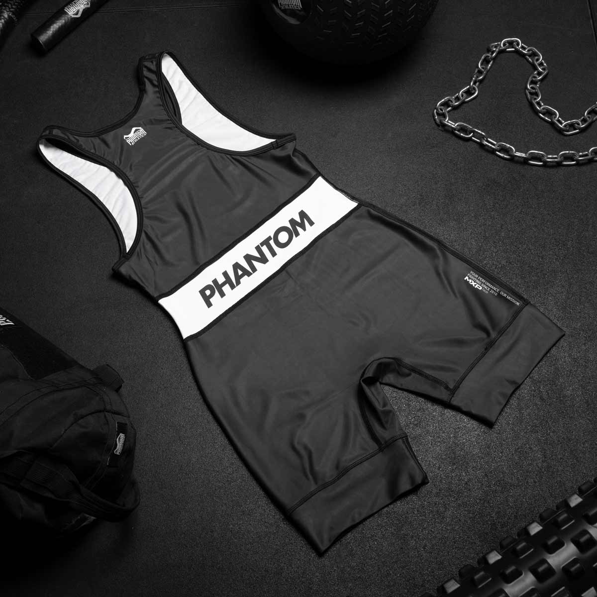 Phantom Ringertrikot Apex in der Farbe Schwarz. Ideal für dein Ringer Training. In hervorragender Passform und Haltbarkeit. Mit den Profis des Phantom Wrestling Teams entwickelt.