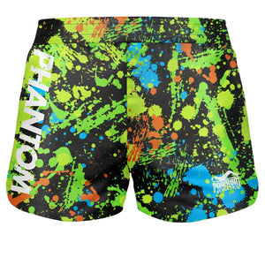 Die Fightshorts FUSION Splatter Black Neon sind speziell für Kampfsportarten wie MMA, BJJ und Muay Thai entwickelt und bieten durch elastischen Bund und Kordelzug stabilen Halt. Das schwarze Design mit neonfarbenem Splatter-Muster sorgt für einen auffälligen Look in Training und Wettkampf.