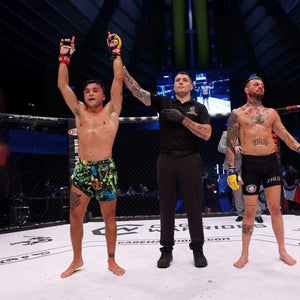 Die Fightshorts Fusion Splatter Black Neon von Phantom Athletics vereinen auffälliges Design mit leistungsstarker Funktionalität. Das flexible, reißfeste Material bietet dir maximale Bewegungsfreiheit für MMA, Grappling und Kickboxen.