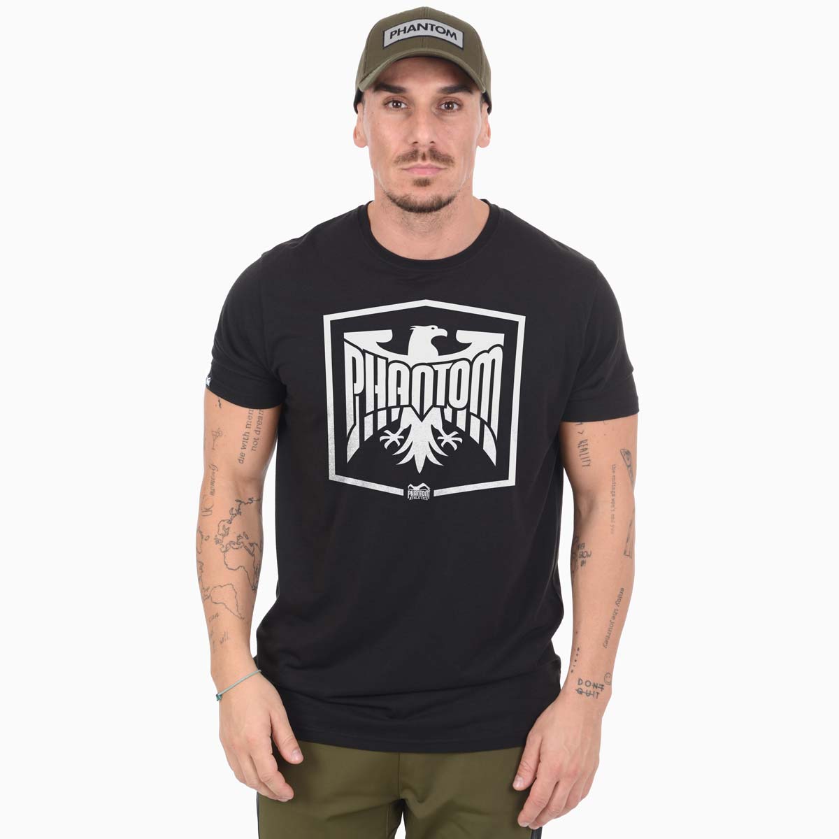Stylisches Phantom Athletics T-Shirt in Schwarz mit Deutschland-Motiv – geeignet für das Training im Gym oder Sparring im MMA. Hochwertige Verarbeitung für höchste Ansprüche im Kampfsport.