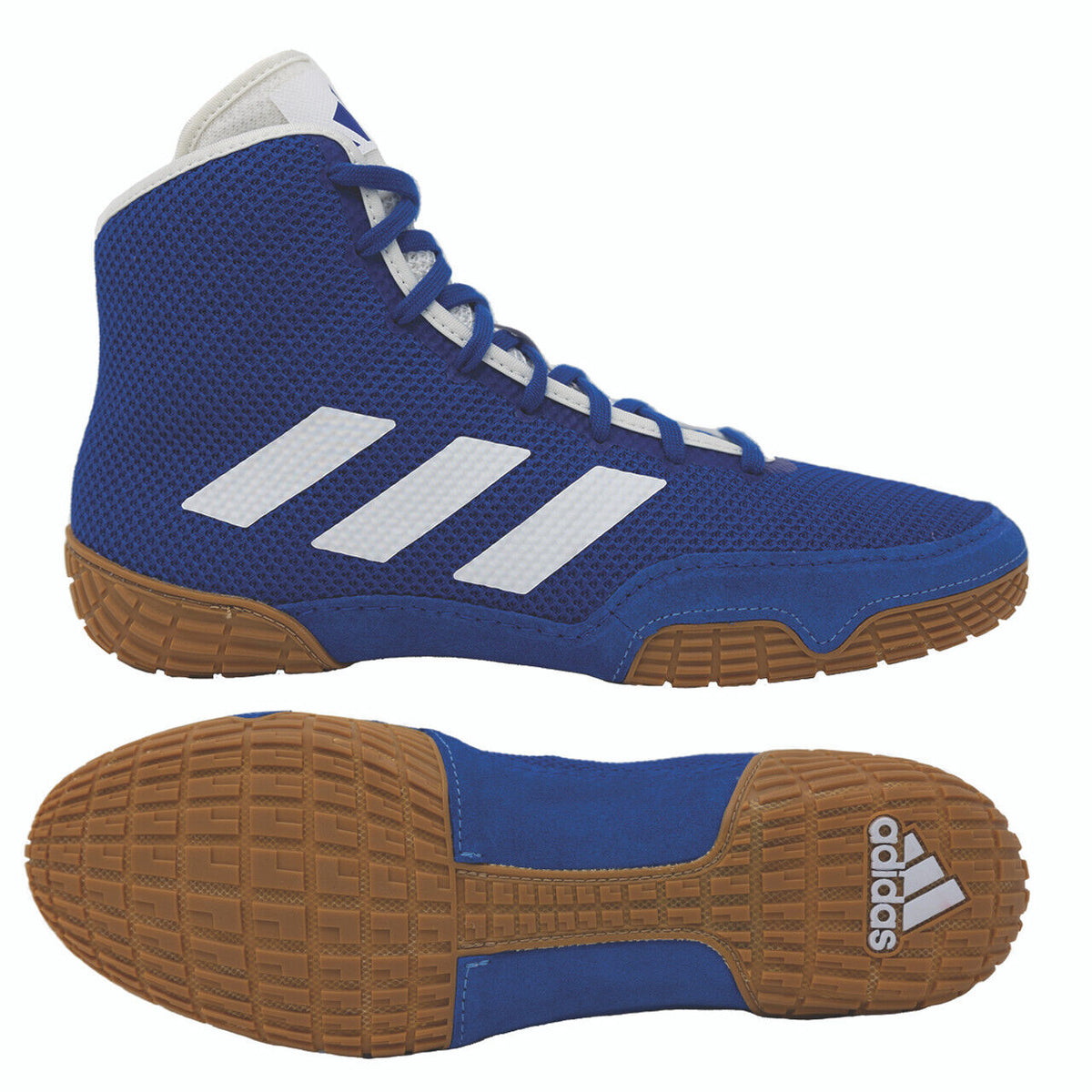 The Adidas Tech-Fall wrestling shoes in the color blue. Now at the best price at Phantom Athletics . Adidas wrestling shoes are among the most sought-after shoes among wrestlers worldwide as they offer superior quality coupled with ultimate comfort. The sturdy sole provides traction on the wrestling mat. 