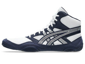 Dank der robusten Außensohle und dem sicheren Sitz bieten die Asics Snapdown 4 Ringerschuhe in Midnight Blue/Silver hervorragenden Grip und Unterstützung für Ringer jeder Erfahrungsstufe.