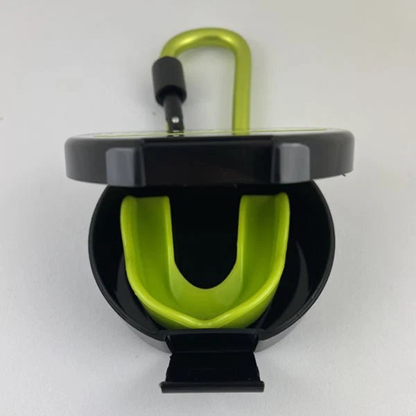 Damage Control Zahnschutz Box mit Karabiner