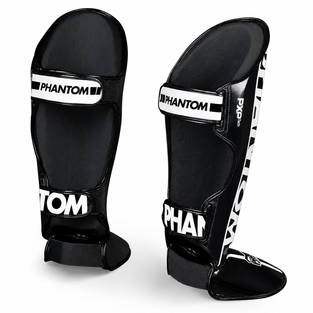 Mit den Apex Striking Whiteout Schienbeinschonern von Phantom Athletics trainierst du sicher und kontrolliert im Standkampf. Das ergonomische Design sorgt für einen festen Sitz und hohen Komfort bei schnellen Kombinationen und intensiven Kick-Trainingseinheiten.