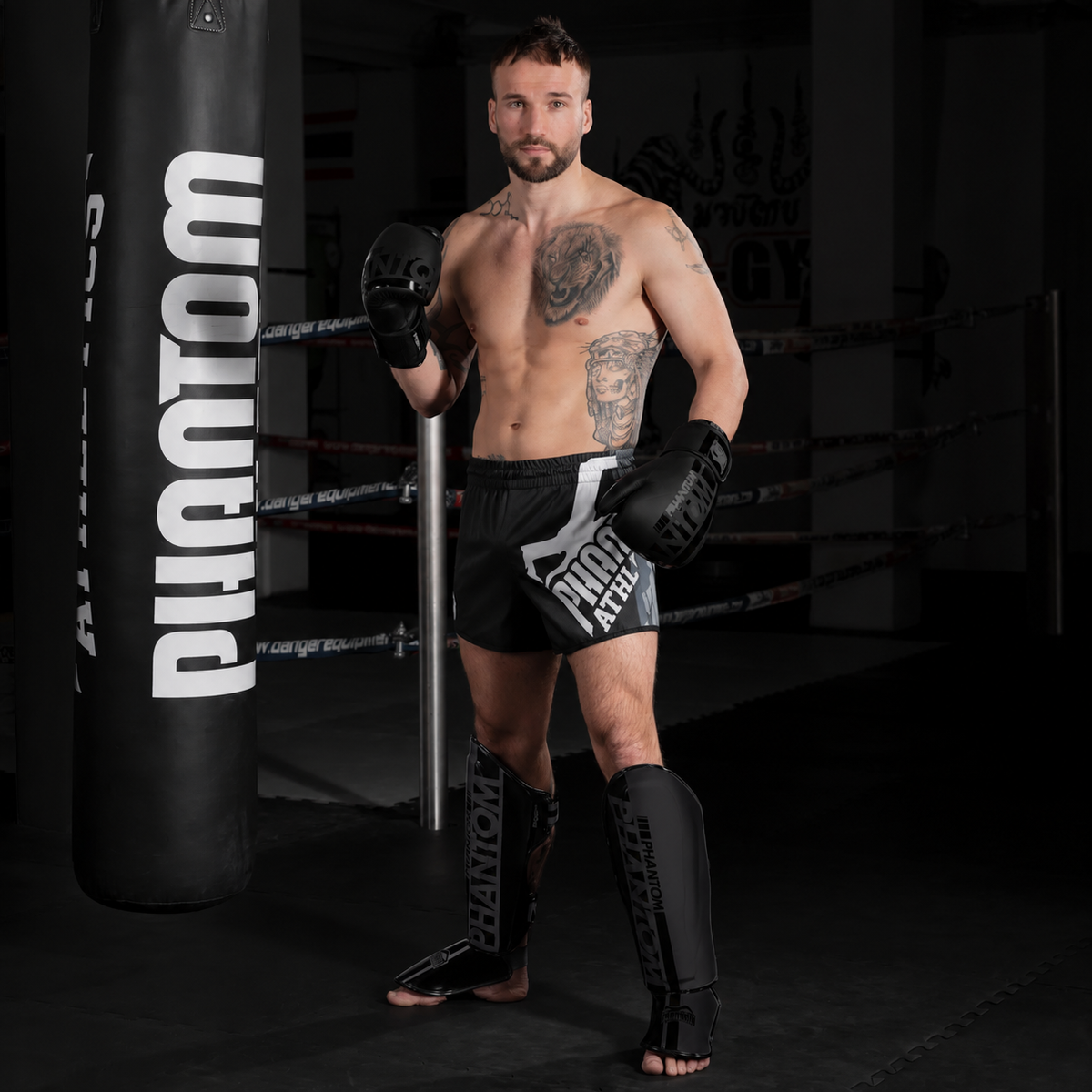 Phantom Athletics hat diese Shinpads für maximale Belastbarkeit im Kampfsport entwickelt. Sie eignen sich perfekt für intensives Striking-Training im MMA und Kickboxen und bieten hohen Schutz bei jeder Einheit.
