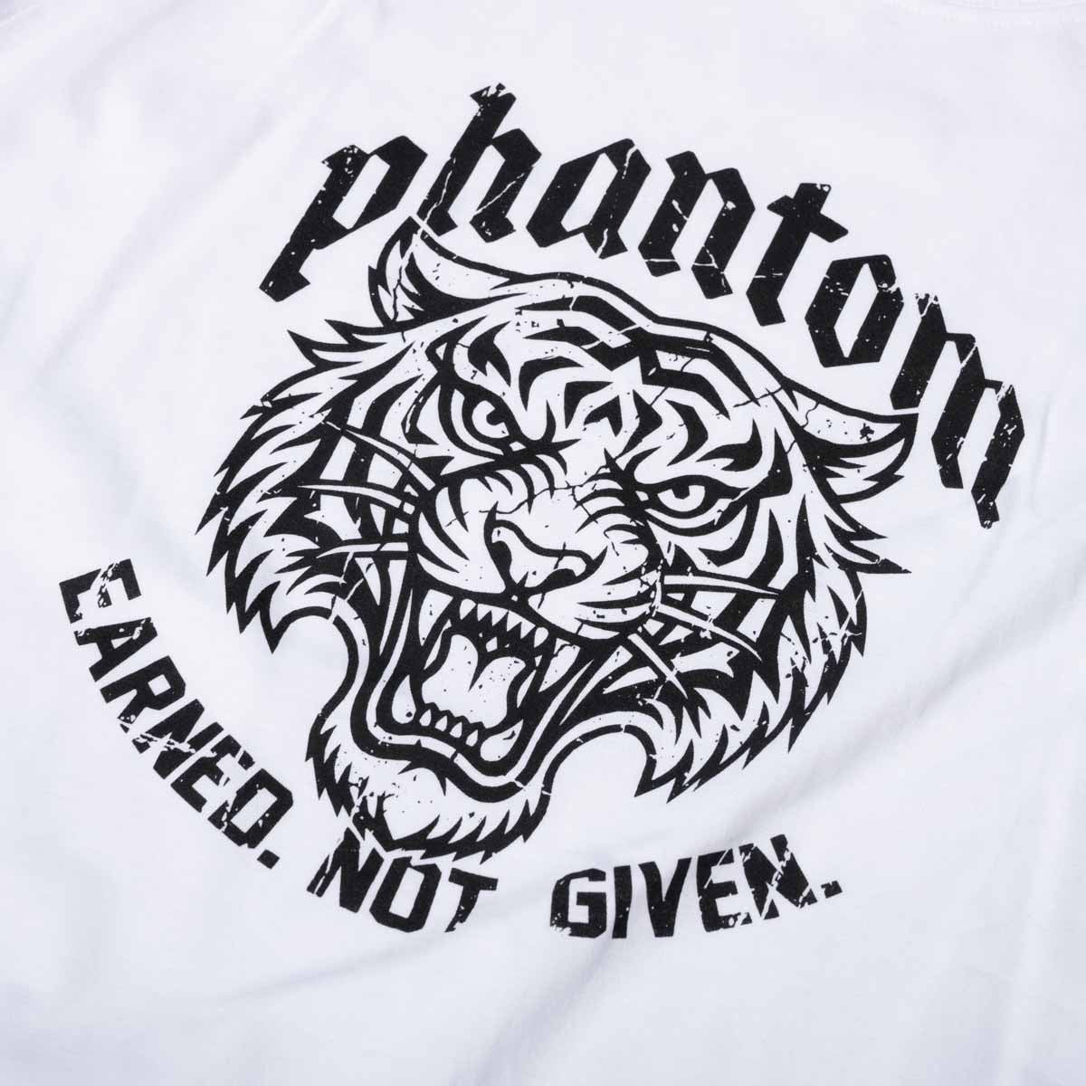 Das weiße Phantom Athletics T-Shirt Spirit kombiniert einen zeitlosen Look mit authentischer Kampfsportbekleidung für die Fight Community. Das vielseitige Shirt eignet sich für Gym, Training und Kampfsportarten wie MMA, Boxen, Kickboxen und Muay Thai.