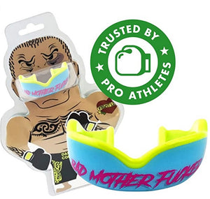 Damage Control Zahnschutz - Bad Motherfucker für Boxer und Mixed Martial Arts.
Entwickelt für höchste Anforderungen im Kampfsport, bietet dieser Zahnschutz nicht nur optimalen Schutz, sondern auch ein markantes Design, das Haltung und Stärke ausstrahlt.