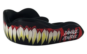 Damage Control Zahnschutz - SymBite 2.0 mit einzigartigem Design für Kampfsportler.
Das auffällige SymBite 2.0 Muster kombiniert Style und Funktionalität und sorgt für optimalen Schutz bei Muay Thai, BJJ und anderen Kampfsportarten.