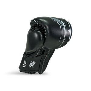 Schwarze Boxhandschuhe von King Pro Boxing aus der Spartan-Serie – perfekt für fortgeschrittene Fighter. Mit starker Dämpfung, atmungsaktivem Innenmaterial und einem stabilen Klettverschluss für besten Halt bei jeder Einheit.