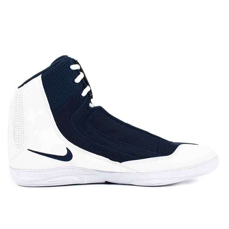 Hochwertige Nike Inflict 4 White/Navy Ringerschuhe – ideal für intensives Kampfsport‑Training im Wrestling oder Grappling mit maximaler Stabilität.