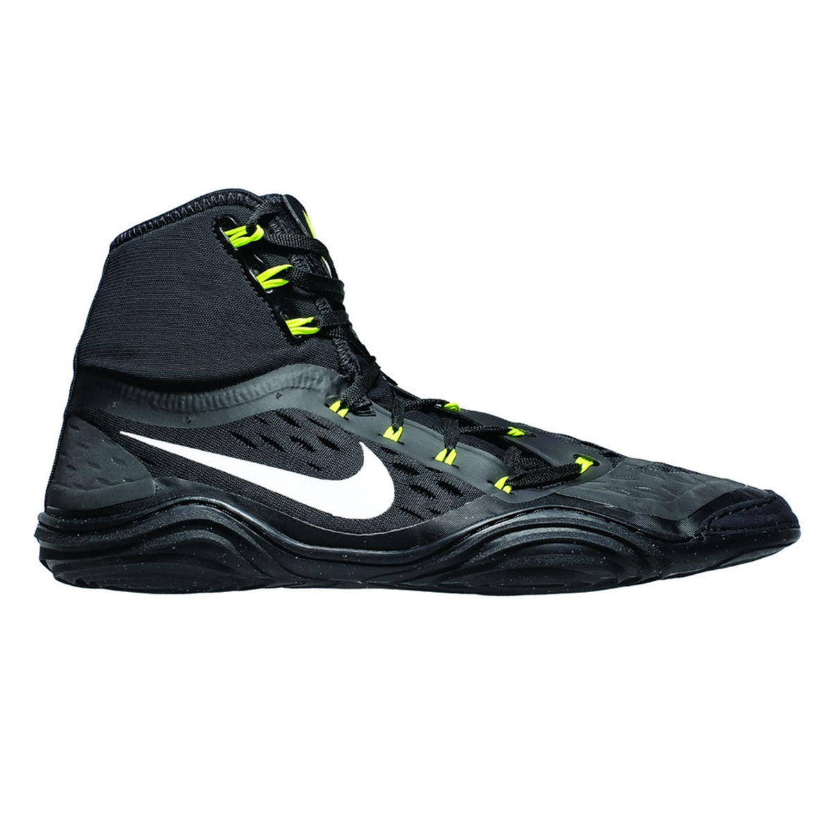 Zapatos de lucha Nike HYPERSWEEP LE. El zapato de lucha profesional para todos los luchadores ambiciosos. Con la tecnología más avanzada, Nike Hypersweep te brinda mucho agarre en la alfombra de lucha. En entrenamiento y competición. Aquí en color negro/voltio.