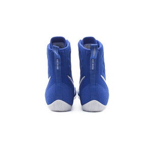 Die Nike Machomai 3 Boxschuhe Blau sorgen durch ihr Mesh-Upper für Belüftung und Leichtigkeit – perfekt für lange Sparring-Sessions.