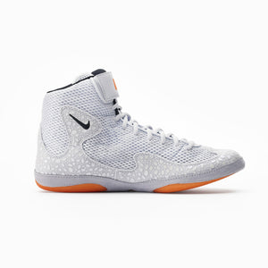 Orange Nike Inflict SE Ringerschuhe mit robustem Design und dynamischem Grip, entwickelt für Wettkämpfe, Sparring und tägliche Trainingsrunden.