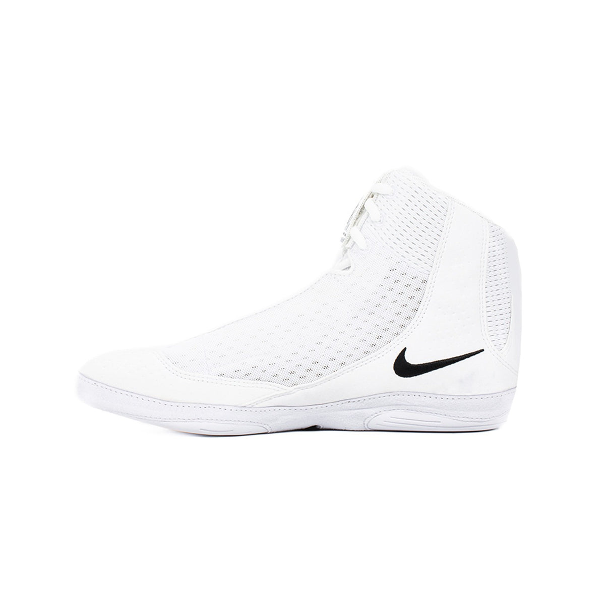 Diese hochwertigen Ringerschuhe von Nike überzeugen durch ihre Kombination aus Komfort und Performance. Ob beim Ringen, Grappling oder im MMA – die Inflict 4 garantieren festen Stand und maximale Beweglichkeit.
