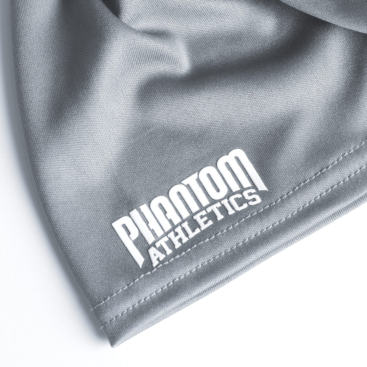 Das Phantom Athletics Training Shirt Tactic Shortsleeve Gray vereint sportliches Design mit langlebiger Qualität für tägliches Kampfsport-Training. Das atmungsaktive Material sorgt für ein angenehm trockenes Tragegefühl bei Boxen, Kickboxen und Fitness.