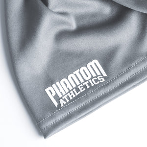 Das Phantom Athletics Training Shirt Tactic Shortsleeve Gray vereint sportliches Design mit langlebiger Qualität für tägliches Kampfsport-Training. Das atmungsaktive Material sorgt für ein angenehm trockenes Tragegefühl bei Boxen, Kickboxen und Fitness.