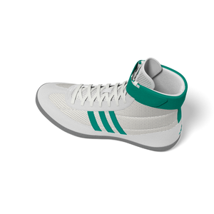 Leichtgewichtige Adidas Wrestling-Schuhe Combat Speed 4 mit sportlichem Look, ideal für schnelles und agiles Kampfsporttraining.
