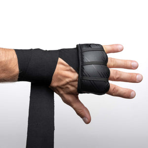 Boxbandage FASTWRAPS Speed von Phantom Athletics – für Boxen, Kickboxen, Muay Thai und MMA – mit knöchelstützendem Pad und längerer Wickellänge für maximale Performance.