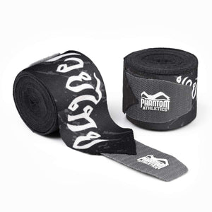 Diese Phantom Athletics Handwraps kombinieren Komfort mit Funktionalität und sind perfekt für dein tägliches Schlagtraining. Ob im Muay Thai oder klassischen Boxsport – sie bieten optimalen Schutz und passen in jeden Boxhandschuh.