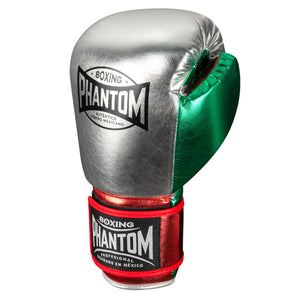 Die Phantom Athletics Boxhandschuhe „Mexico Silver“ bieten durch ihr ergonomisches Design und die dichte High-Tech-Polsterung optimalen Schutz beim Sparring und Techniktraining.