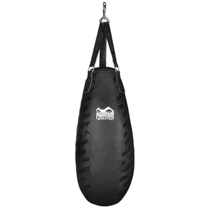 Der gefüllte Boxsack Bodyshot von Phantom Athletics wurde speziell für das Training von Körperschlägen entwickelt – ideal für Boxen, Muay Thai und MMA. Seine ergonomische Form ermöglicht realistische Schlagkombinationen im Kampfsport.