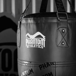 Die hochwertige Füllung des Phantom Athletics Uppercut Boxsacks bietet optimale Stoßdämpfung für effektives und gelenkschonendes Schlagtraining. Ideal für alle Kampfsportarten mit Fokus auf Boxtechniken.