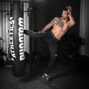Premium Kampfsport‑Tights Tactic von Phantom Athletics, perfekt für tägliche Fitness‑ und Kampfsport‑Workouts im MMA, Kickboxen oder Muay Thai mit feuchtigkeitsregulierender, schnell trocknender Technologie für Performance und Komfort. Die hochwertige Verarbeitung sorgt für Langlebigkeit auch bei intensivem Training.