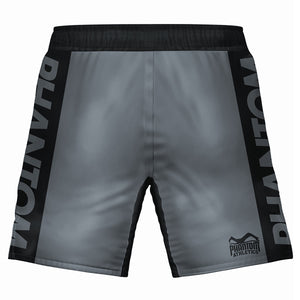 Mit verstärkten Nähten und elastischem Bund sind diese Fightshorts für intensive Trainingseinheiten gemacht. Sie stehen für die bewährte Phantom-Qualität und unterstützen dich bei jeder Herausforderung im Gym oder im Cage.