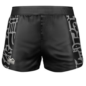 Leichte und strapazierfähige Fightshorts von Phantom Athletics im Groundgame-Design, ideal für MMA, Grappling und Kampfsporttraining. Bietet maximale Bewegungsfreiheit und Komfort.