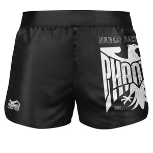 Die Phantom Athletics Fightshorts Fusion Germany vereinen Funktionalität und Style für intensives MMA-, Box- und Kickboxtraining. Hochwertige Materialien sorgen für maximale Bewegungsfreiheit und Langlebigkeit im Kampfsport.