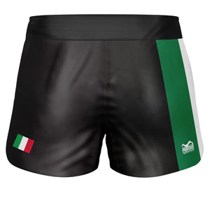 Mit den Phantom Athletics Fightshorts Fusion-R Team Italy setzt du auf hochwertige Fightwear für ambitionierte Athleten. Der sportliche Schnitt unterstützt schnelle Kicks, Takedowns und Grappling-Sessions im MMA-, Jiu-Jitsu- und Kampfsport-Training.