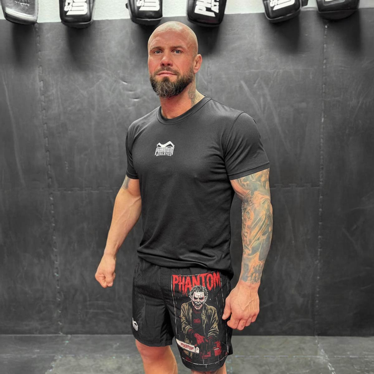 Phantom Athletics Fightshorts FUSION-R Chainsaw – robustes Ripstop-Material mit elastischem Bund und Kordelzug, ideal für ambitionierte Kampfsportler im MMA und Grappling.