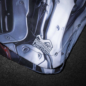 Der elastische Bund mit Klettverschluss sorgt dafür, dass die Robotic Fightshorts bei jedem Training perfekt sitzen. Ob Standkampf oder Bodenarbeit – du kannst dich auf Stabilität und Komfort verlassen.