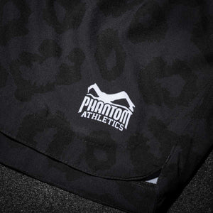 Schwarze Kampfsport-Shorts mit Panther-Muster – entwickelt für ambitionierte Fighter. Ideal für intensives MMA-Training, bietet diese Shorts Widerstandsfähigkeit und Komfort in jeder Bewegung.