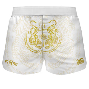 Phantom Athletics Fightshorts Fusion Muay Thai White/Gold – speziell entwickelte Muay Thai Shorts für maximale Bewegungsfreiheit und Komfort bei Kicks, Clinch und Sparring.