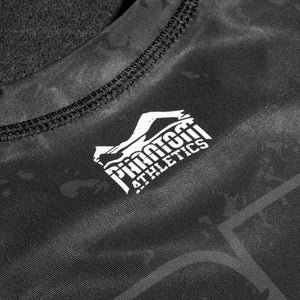 Phantom BORZ БОРЗ Rashguard. Das ideale Compression Shirt für deinen Kampfsport. Im Tschetschenien Wolf Design mit russischem WOLF Schriftzug. Perfekt für MMA, Muay Thai, Kickboxen, Ringen und Grappling.