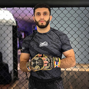 Phantom Athletics Rashguard Evo Camo Tiger Grau – Eng anliegendes Rashguard mit Camo-Design für optimalen Support und Bewegungsfreiheit. Perfekt für intensives Training und Wettkämpfe.